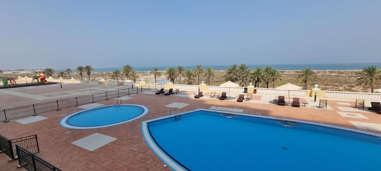 Lovely Lagoon View Studio Apartamento Ras al-Khaimah Exterior foto